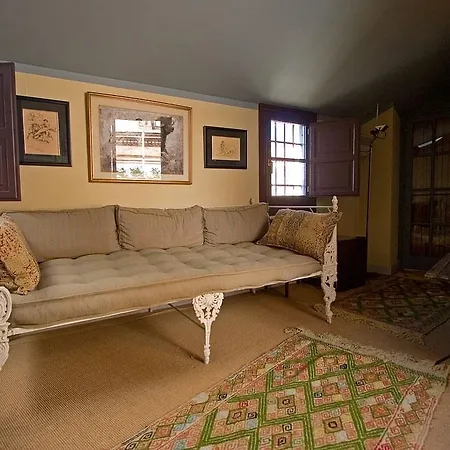 River House Villa