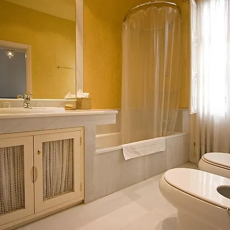 River House Sevilla