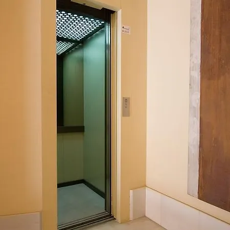 Вилла River House